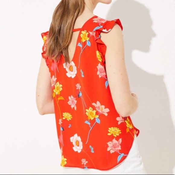 LOFT Lily Bar V-Back Floral Flutter Sleeve Top - Picture 2 of 6